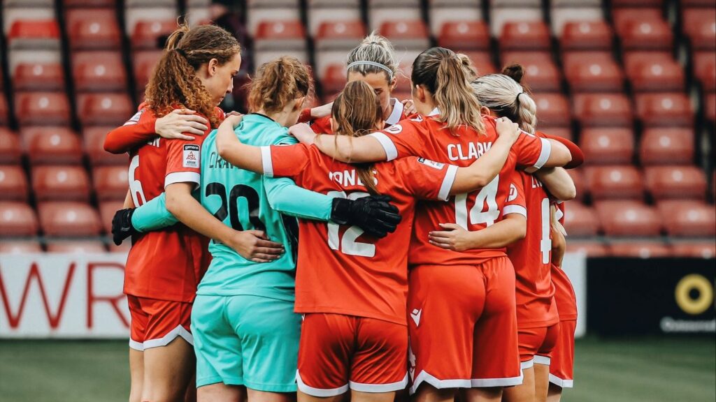 Elenco do Wrexham Feminino. Créditos: Divulgação/ Wrexham AFC Women